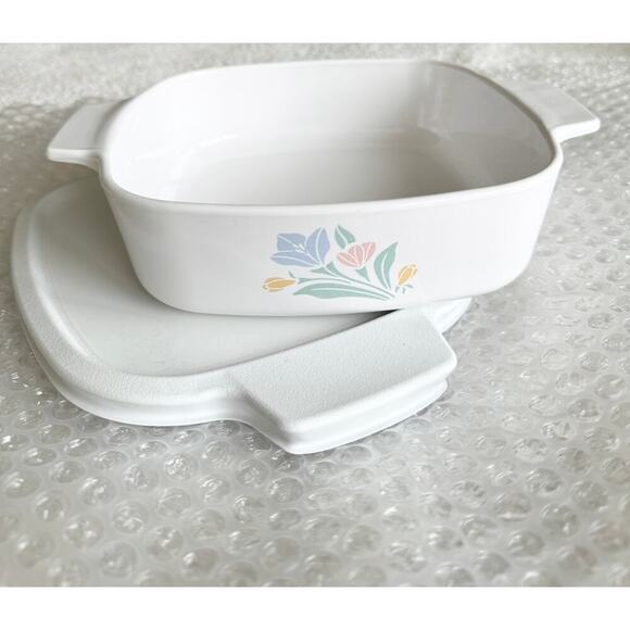 Corning Ware "Friendship" Casserole with Plastic Lid, Vintage Yellow, Blue, Pink - Picture 1 of 10